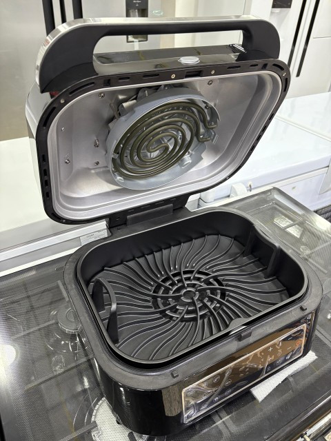 سرخکن گریل دار وولف WOLF مدل UUQ-3368